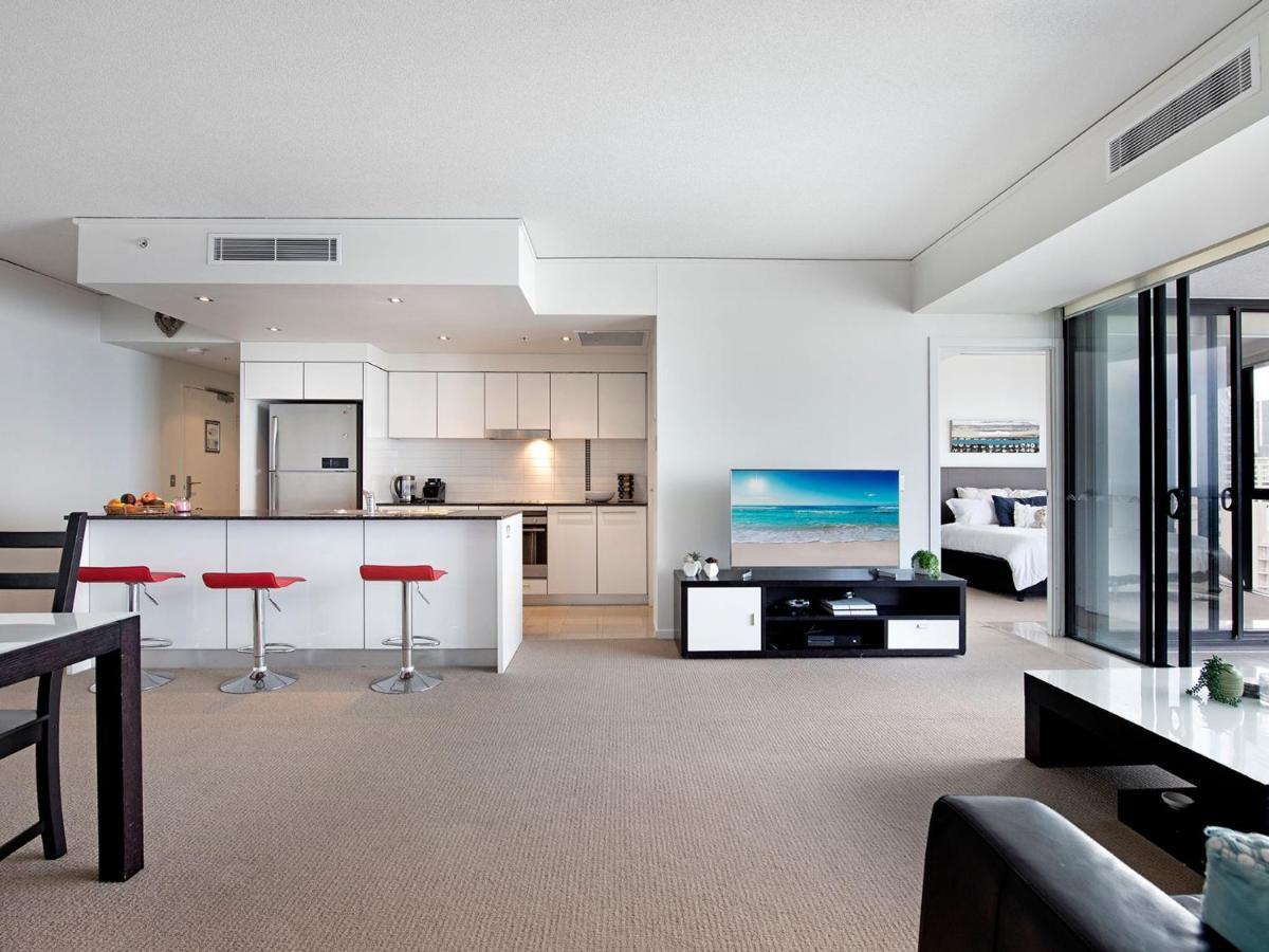 Modern 2 Bedroom Apartment In Sierra Grand - Coasthm Gold Coast Ngoại thất bức ảnh