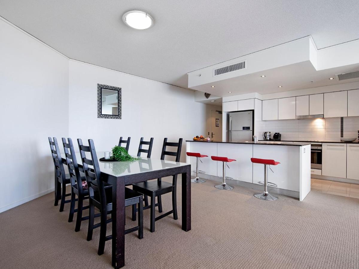 Modern 2 Bedroom Apartment In Sierra Grand - Coasthm Gold Coast Ngoại thất bức ảnh